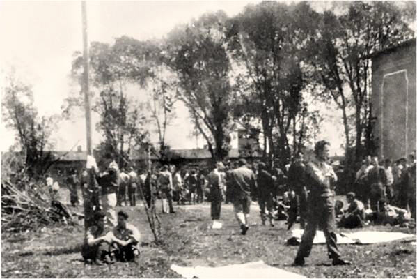 Stalag VII A, Mai 1945, das Lager ist befreit