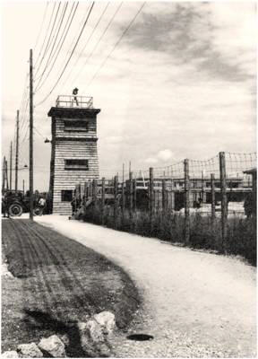 Stalag VII A, Wachturm und Umzunung