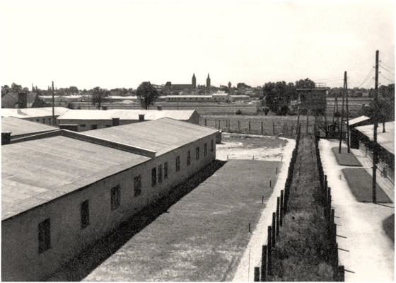 Stalag VII A, Umzunung und Blick zur Stadt