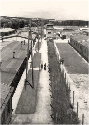 Stalag VII A, Wachturm und Umzunung