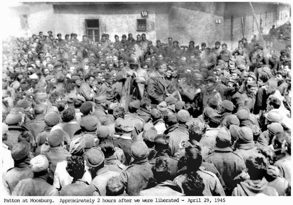 29. April 1945, General Patton, 2 Stunden nach der Befreiung