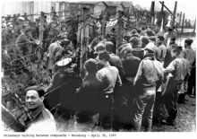 30. April 1945, Gespr�che zwischen verschiedenen Lagerbereichen