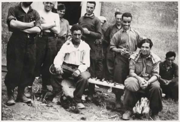 Moosburg Stalag VII A, Kriegsgefangene, Lagerinsassen