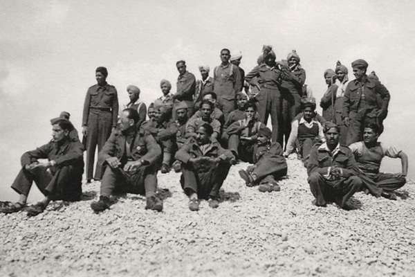 Moosburg Stalag VII A, Kriegsgefangene Soldaten verschiedener Nationen