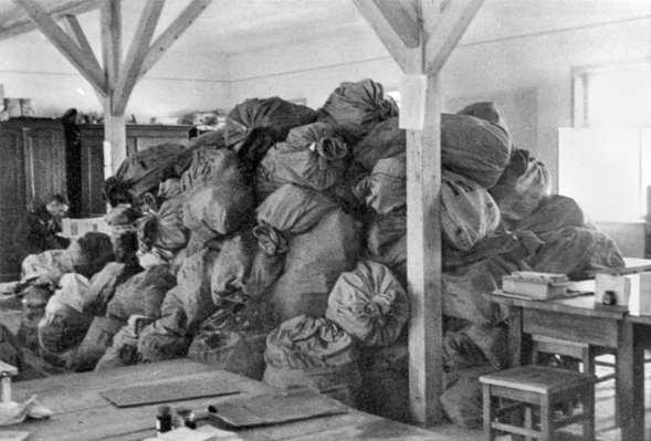 Stalag VII A, Lagerpost 1941