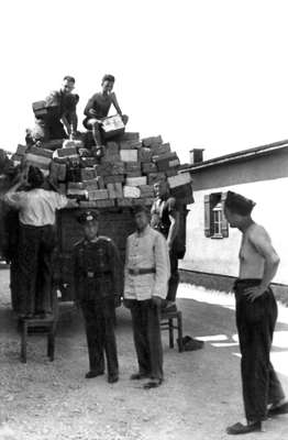 Stalag VII A, Lagerpost 1941