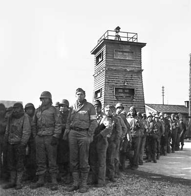 Moosburg Stalag VII A 07.03.1943 - amerikanische Kriegsgefangene treffen ein