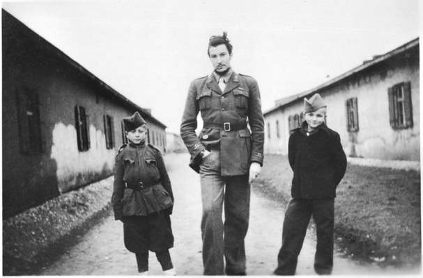 Moosburg Stalag VII A, serbische Kinder