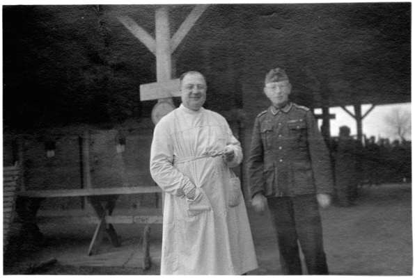 Stalag VII A, Stabsarzt Dr. Keis, (lebte nach dem Krieg in Freising)