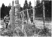 Stalag VII A, Bestrafung mit Strafstehen am Zaun