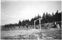 Franzosen beim Fußballspiel gegen Engländer, 1943