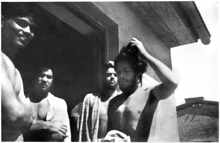 1943/1944 Inder beim Baden
