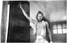 1943/1944 Inder beim Baden